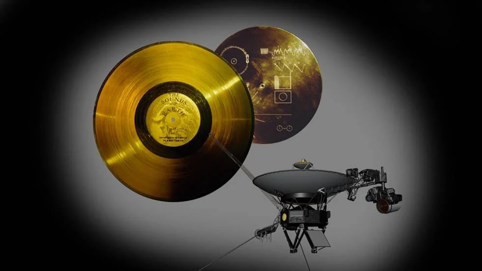 NASA/JPL composite showing the gold-plated disc, a separate cover with diagrams, and a spacecraft rendering with the record location circled.